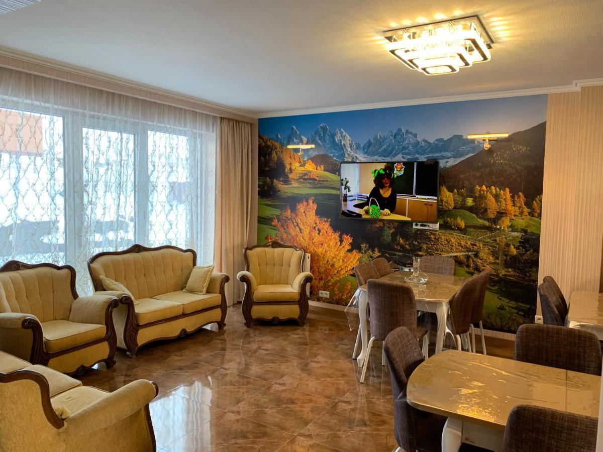 Hotel Diamond Kazbegi Buitenkant foto